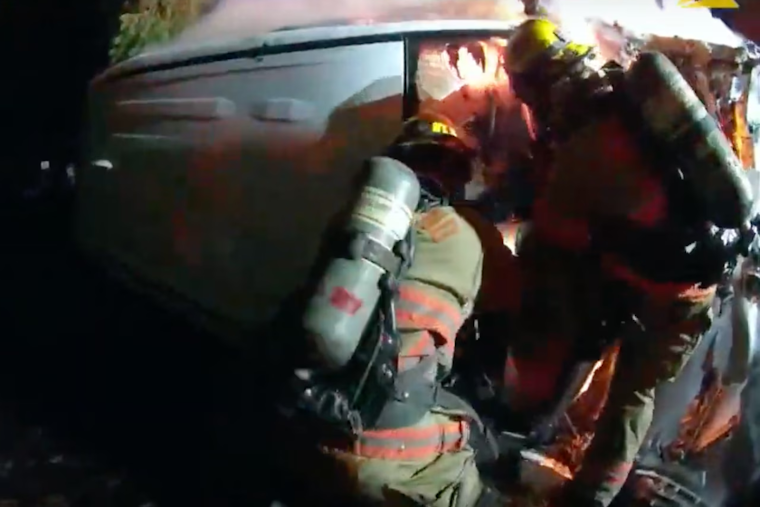 Heroic Rescue in Southeast Portland: Firefighters Save Woman from Burning Car After Crash