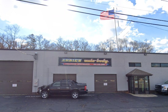 Hingham Firefighters Confront Two-Alarm Inferno at Local Auto Shop, Prompt Traffic Disruptions on Lincoln Street