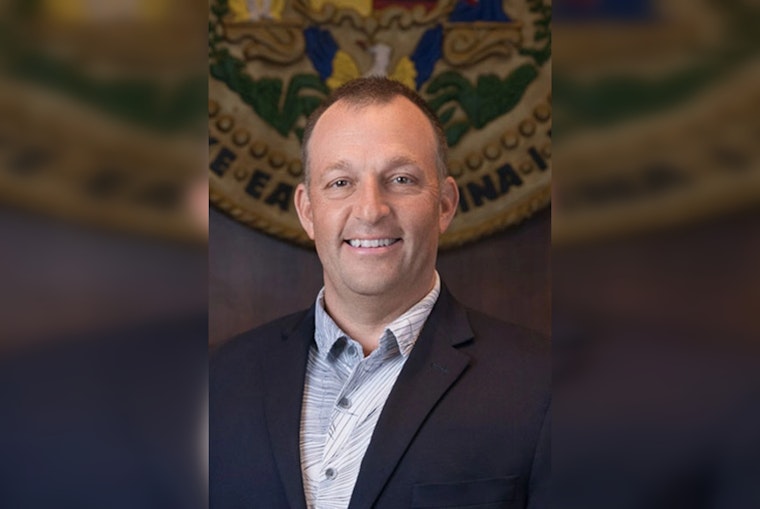 Honolulu Officials Respond to Plane Crash and Governor Green Offers Condolences