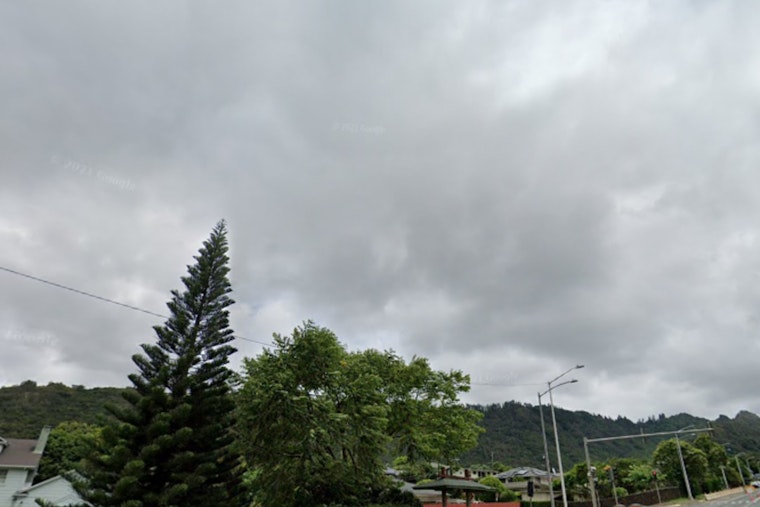 Honolulu on Alert for Enhanced Rainfall and Wind Shifts as Weather Front Moves In
