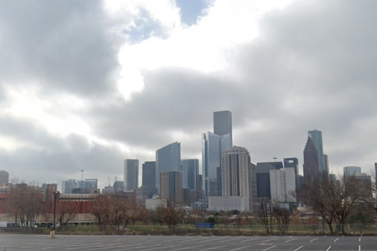 Houston Alert, Severe Thunderstorms and Tornado Risk Amid Heavy Travel Season