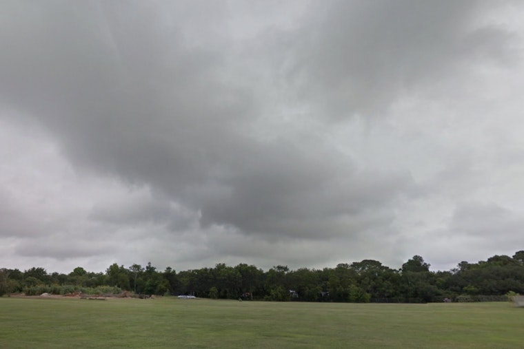 Houston Braces for Rain-Soaked Weekend as Showers Sweep Over Texas