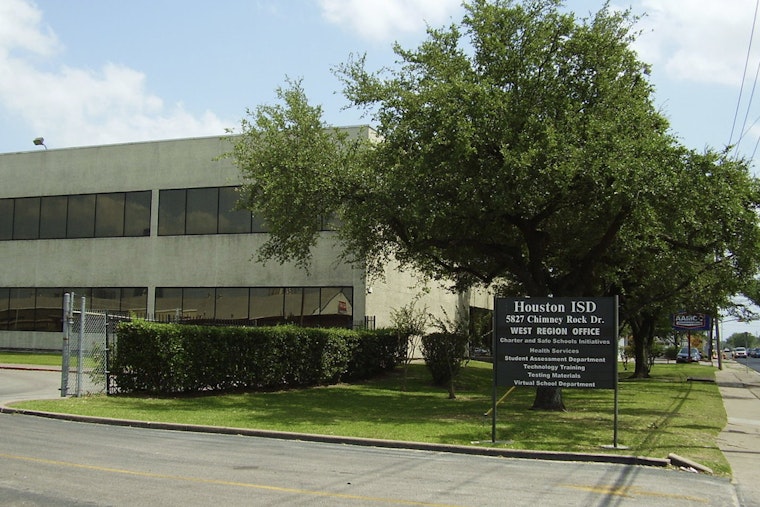 Houston Community Expresses Frustration at Final HISD Board Meeting of 2024 with Protests and Criticism