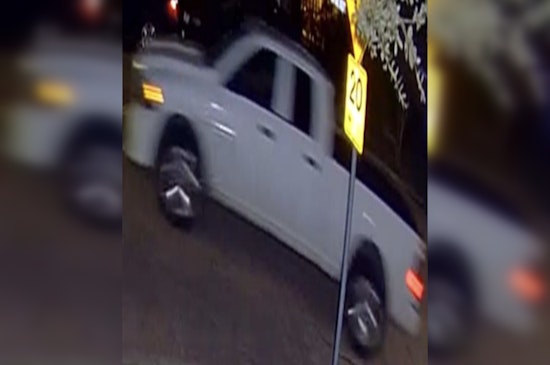Houston Police Seek Information After Man Fatally Shot Near Willow Beach Drive