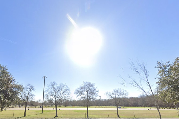 Houston to Warm Up as Temperatures Rise, Rain Possible Ahead
