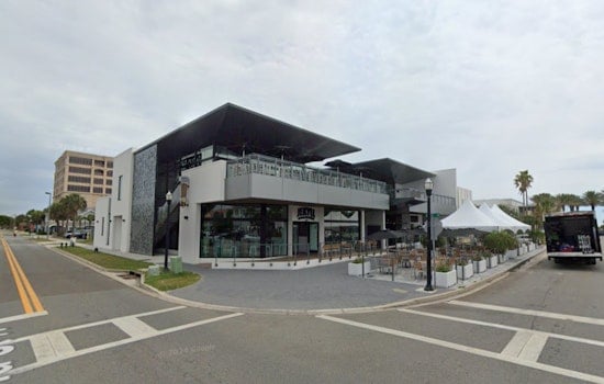 Jacksonville Beach Approves Sidewalk Dining Expansion for Local Restaurants