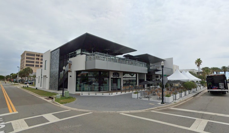 Jacksonville Beach Approves Sidewalk Dining Expansion for Local Restaurants