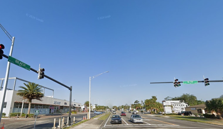 Jacksonville Beach Bicyclist Fatally Struck By Semi-Truck; Investigation Underway