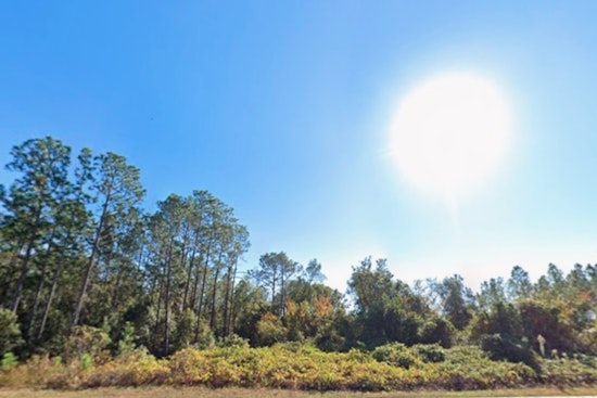 Jacksonville Braces for Chilly Start with Sunny Weekend Ahead, Possible Mid-week Showers