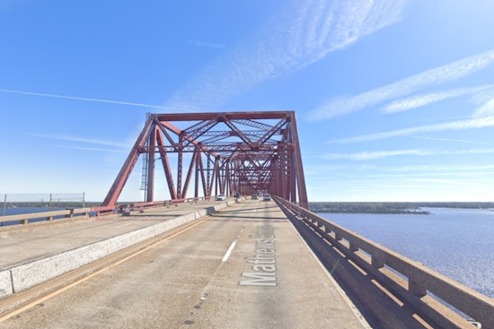 Jacksonville Man Charged with DUI After Crashing into JSO Patrol Car on Mathews Bridge