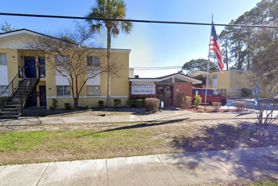 Jacksonville Man Dies After Suspected Medical Emergency Behind the Wheel in Hyde Park Area