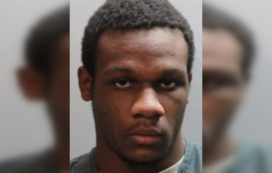 Jacksonville Senior Fights Off Alleged Home Invader Posing as Delivery Driver; Suspect Faces Multiple Charges