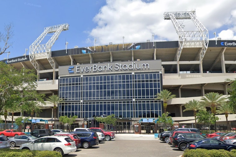 Jaguars Clinch Wet Victory Over Titans 20-13 in Jacksonville Showdown Despite Playoff Disappointments
