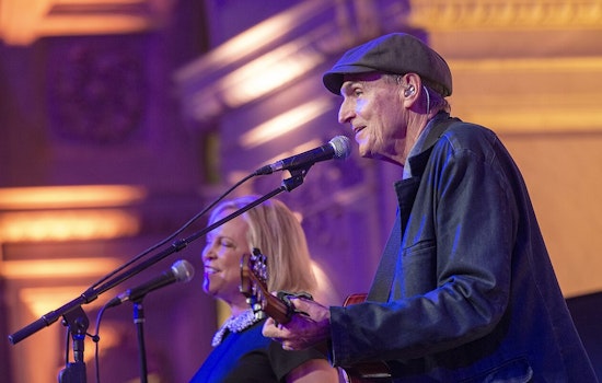 James Taylor and His All-Star Band to Headline Milwaukee's Summerfest 2025 with Jason Mraz and Tiny Habits Joining the Lineup