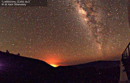 Kilauea Volcano Resumes Eruption, Prompting Warnings and Captivating Spectators on Hawaii's Big Island