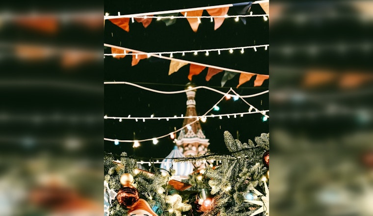 Kingsport Ushers in the Holiday Season with Carousel Rides, Music, and Snowfall Events
