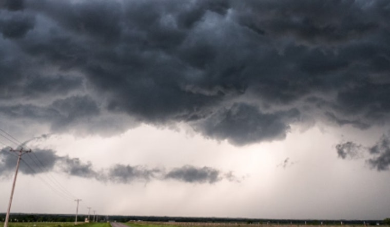 Knoxville Braces for Rain and Thunderstorms with Dense Fog Rolling In, NWS Warns