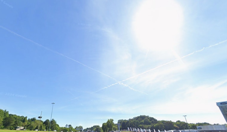 Knoxville Braces for Weather Whiplash as NWS Forecasts Weekend Showers and Hazardous Conditions