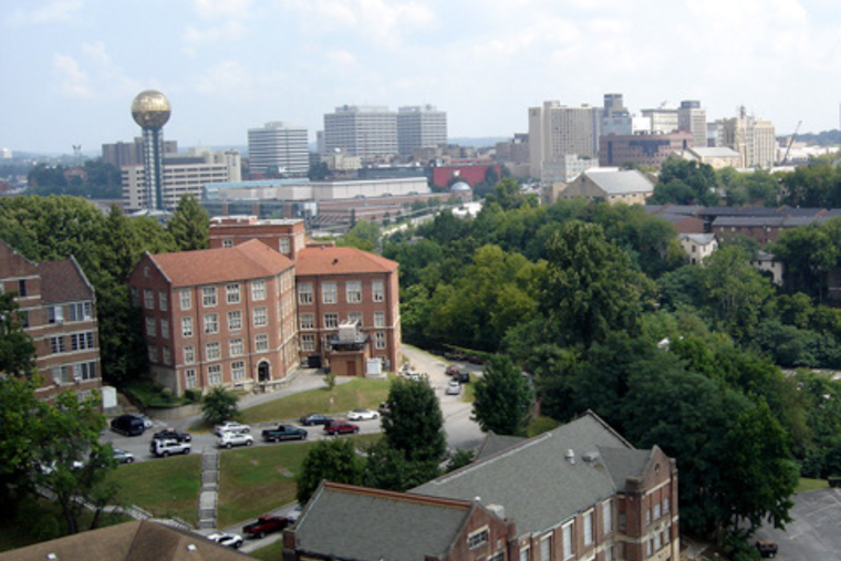 Knoxville Braces for Wintry Mix: NWS Predicts Chilly Temps and Possible Snow Showers in Forecast