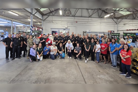 Kona Cops Bring Holiday Cheer as 50 West Hawai‘i Kids Shop With Officers in Annual Event