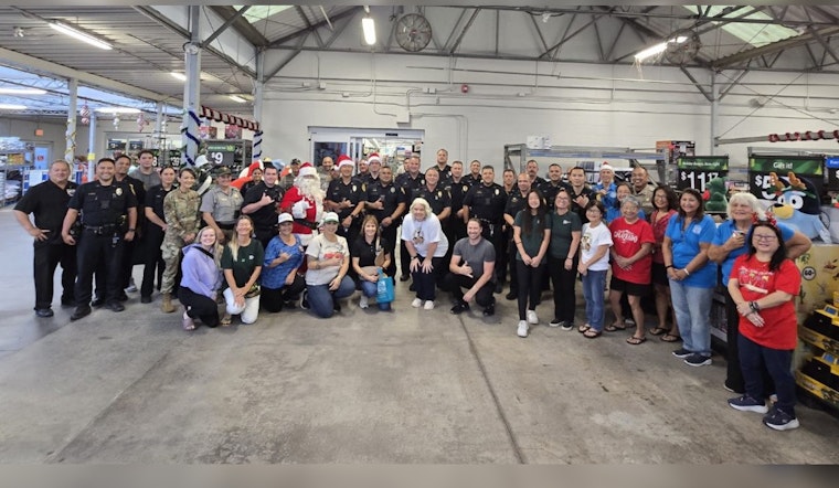Kona Cops Bring Holiday Cheer as 50 West Hawai‘i Kids Shop With Officers in Annual Event