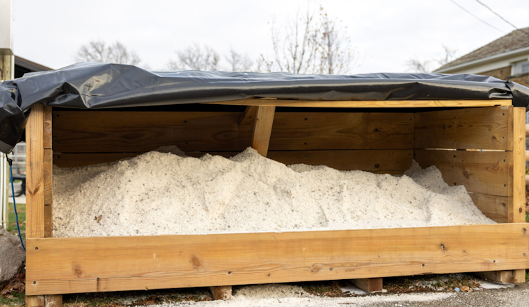 Lakewood Reintroduces Community Salt Distribution to Tackle Icy Winters