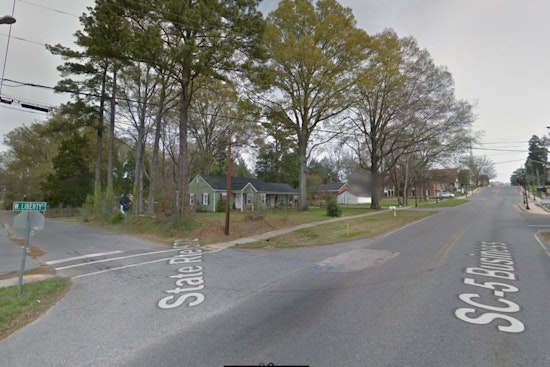 Large Sinkhole Disrupts Traffic on West Liberty Street in York; Authorities Urge Caution and Detours