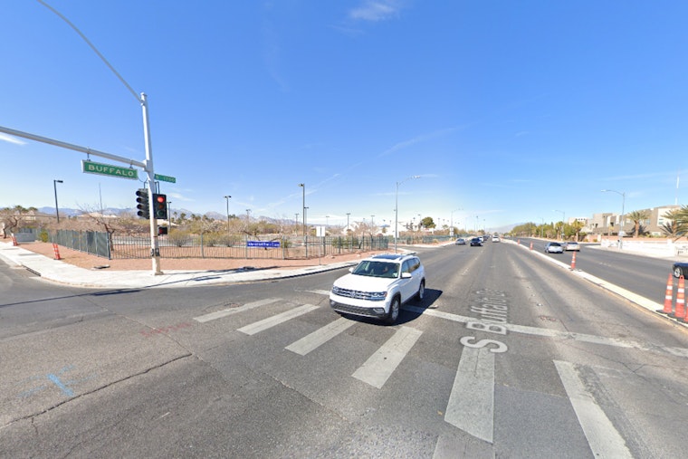 Las Vegas Firefighters Subdue Major Blaze in West Valley, No Injuries Reported