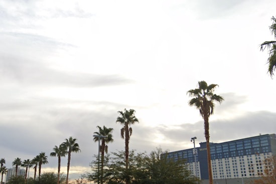 Las Vegas to Persist in Dry Spell as Temperatures Climb Above Average