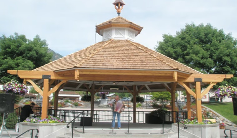 Leavenworth's Gazebo Park Marred by Vandalism Amid Christmas Festival