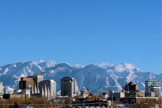 Light Dusting Beautifies Salt Lake City, Clear Skies Expected for Stargazing Tonight