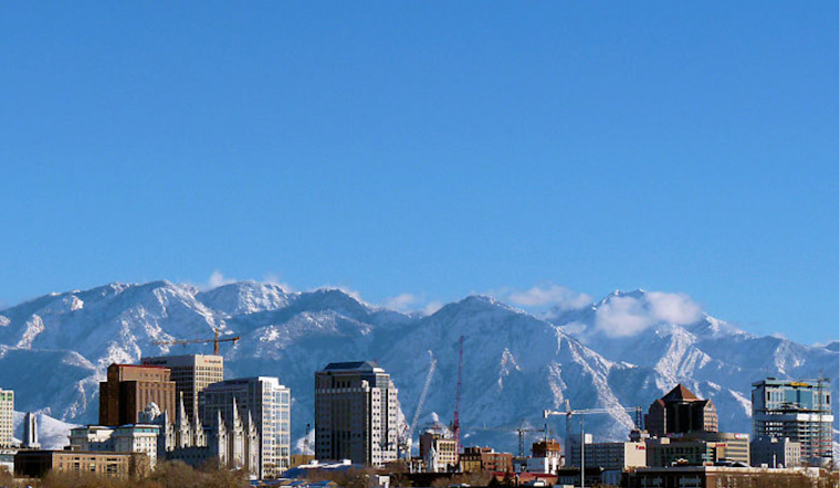 Light Dusting Beautifies Salt Lake City, Clear Skies Expected for Stargazing Tonight