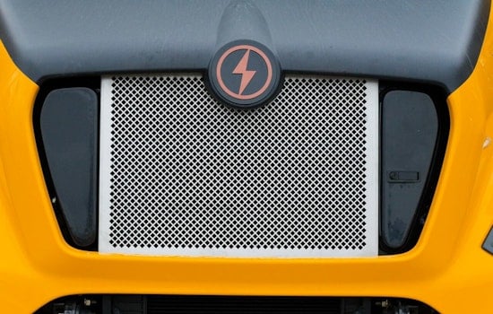 Lion Electric Cuts Workforce, Suspends Operations at Joliet Facility, Affecting 400 Jobs