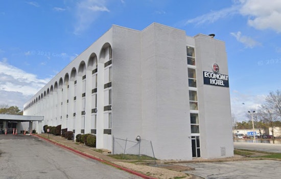 Man Critically Injured in Shooting at Recently Reopened Memphis Hotel With Troubled Past