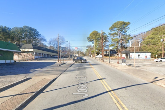 Man Hospitalized Following Daylight Robbery Shooting on Joseph E. Boone Blvd in Atlanta