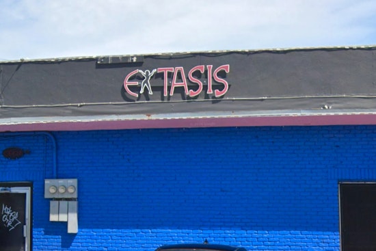 Man Injured in Early Morning Shooting Outside New Orleans Nightclub, NOPD Investigates