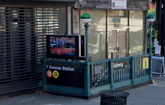 Man Stabbed on Brooklyn Q Train in Prospect Heights, Suspect Still at Large