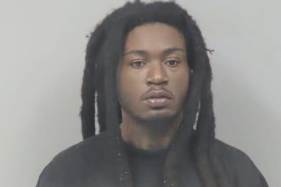 Manhunt Underway in St. Louis as Authorities Search for Dangerous Escapee from Jennings Jail