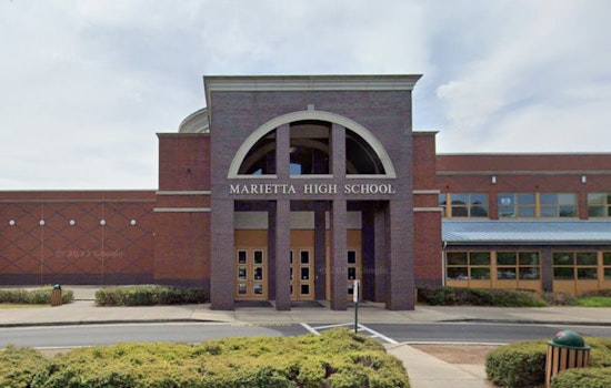 Marietta School District Considers Expanding Cellphone Ban to High School Amid Student Backlash
