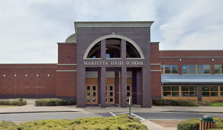 Marietta School District Considers Expanding Cellphone Ban to High School Amid Student Backlash
