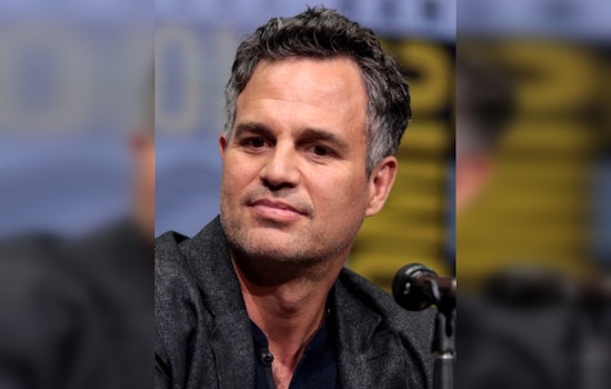 Mark Ruffalo Reflects on Past Brain Tumor Diagnosis and Courageous Recovery Journey on "Smartless" Podcast
