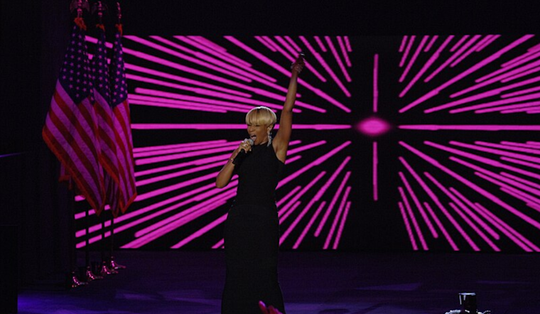 Mary J. Blige Brings Soulful 'The For My Fans Tour' to Memphis's FedExForum