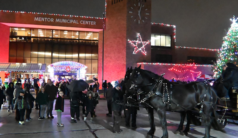 Mentor Community Tree Lighting Ceremony to Sparkle with Festive Cheer and Santa's Arrival Tonight