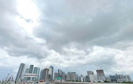 Miami Welcomes Mild Holiday Weather, Slight Shower Chances Won't Dampen Spirits