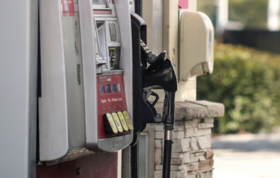 Michigan Gas Prices Edge Up Ahead of Christmas as Motorists Face Increased Fuel Costs