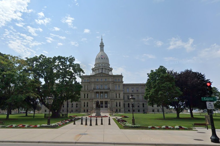 Michigan House Adjourns Amid Standoff Over Tipped Wages, GOP to Assume Majority Next Month