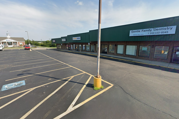 Middletown Firefighters Tackle Major Blaze at Kittyhawk Plaza Amid Snowstorm