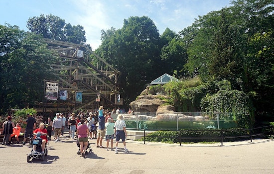 Milwaukee County Zoo Hosts Frosty Free Week Offering Free Daytime Admission Through December 30th