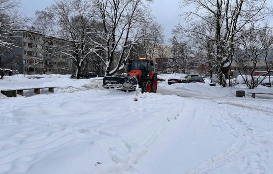 Milwaukee Officials Consider Refunds Over Snowplow Service Debacle