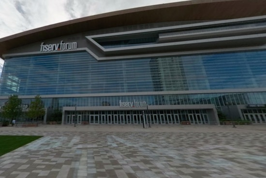 Milwaukee Radiates Holiday Spirit with 111th Annual Christmas Tree Lighting at Fiserv Forum's Cheer District